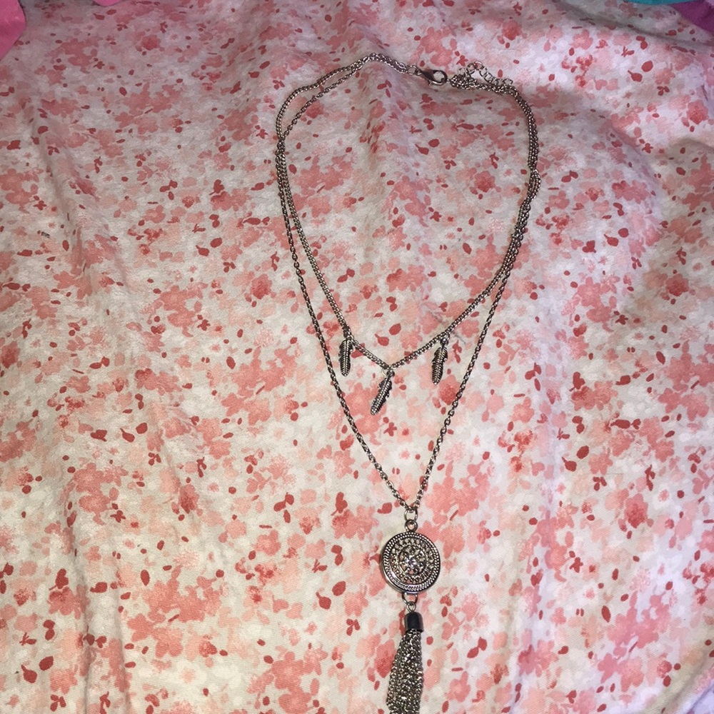 Silver Necklace!